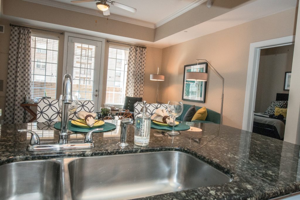Southgate Apartments in Baton Rouge offers apartments with a kitchen featuring granite counter tops and stainless steel appliances.