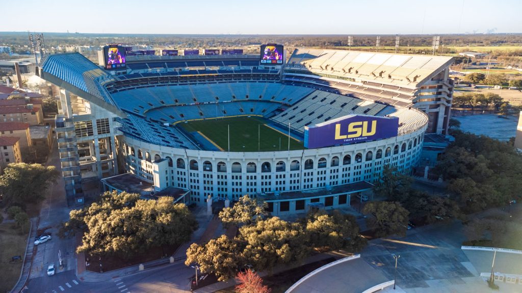 An aerial view of the lsu football stadium.